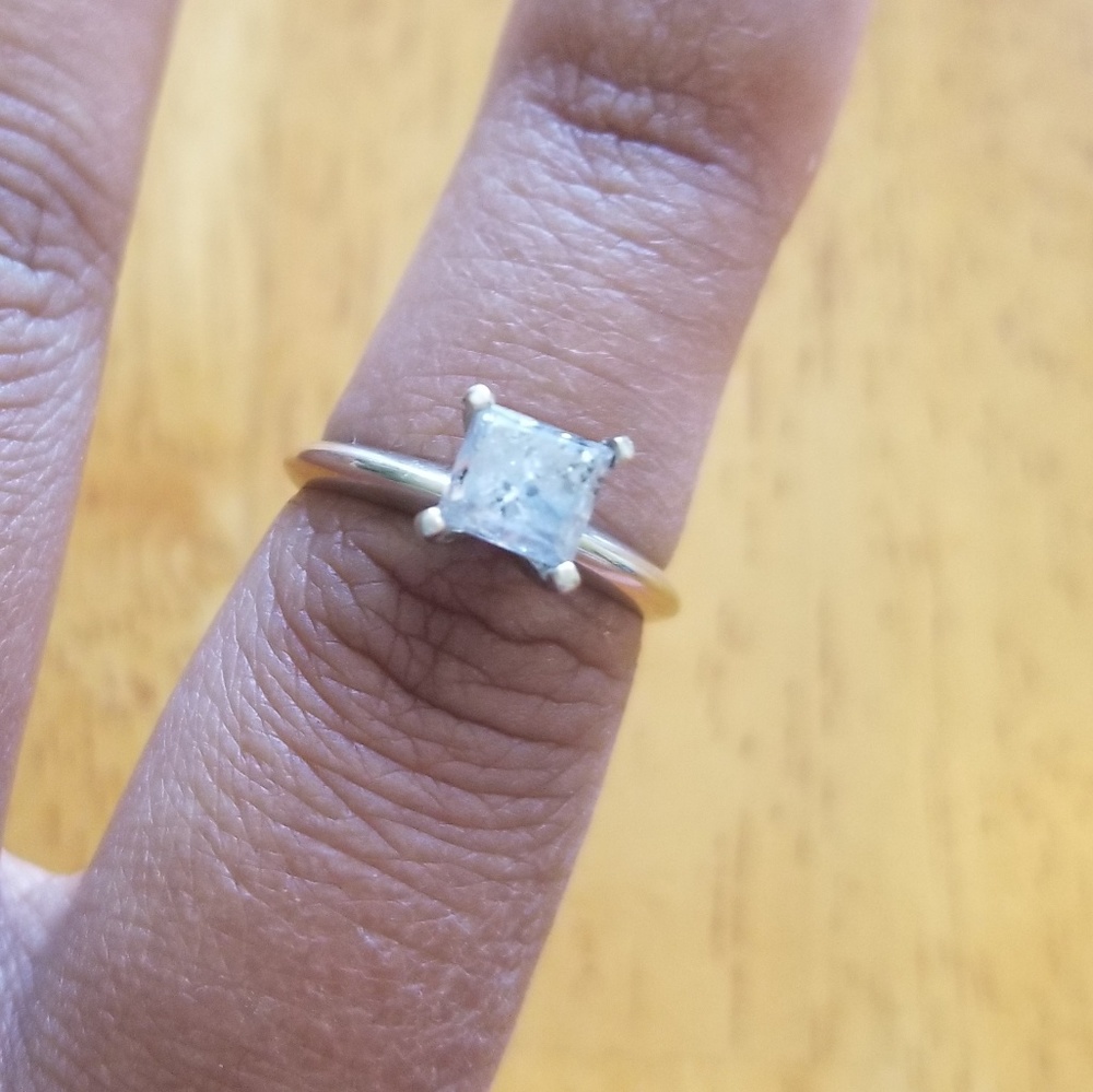 Reserved!!! 1 ct 14kt white gold diamond ring